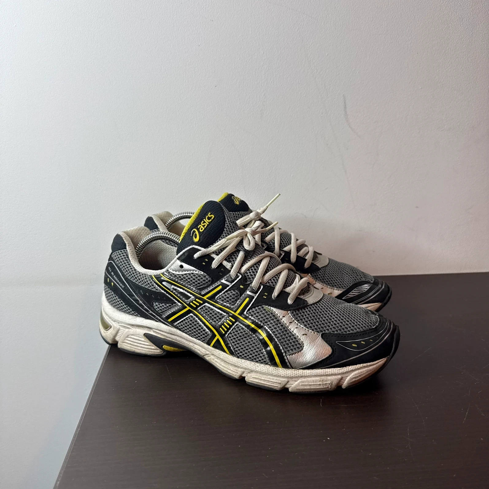 Asics Sneakersy Szare Vintage 45 Streetwear Retro - widok ogólny przód vintage