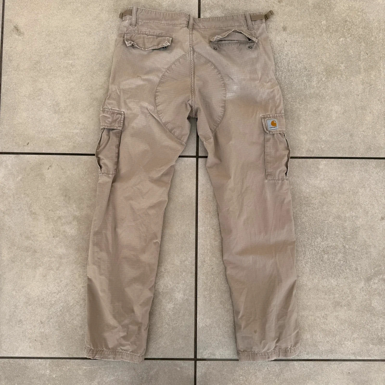 Carhartt Spodnie Cargo Beżowe Workwear L Vintage Streetwear - widok ogólny przód vintage