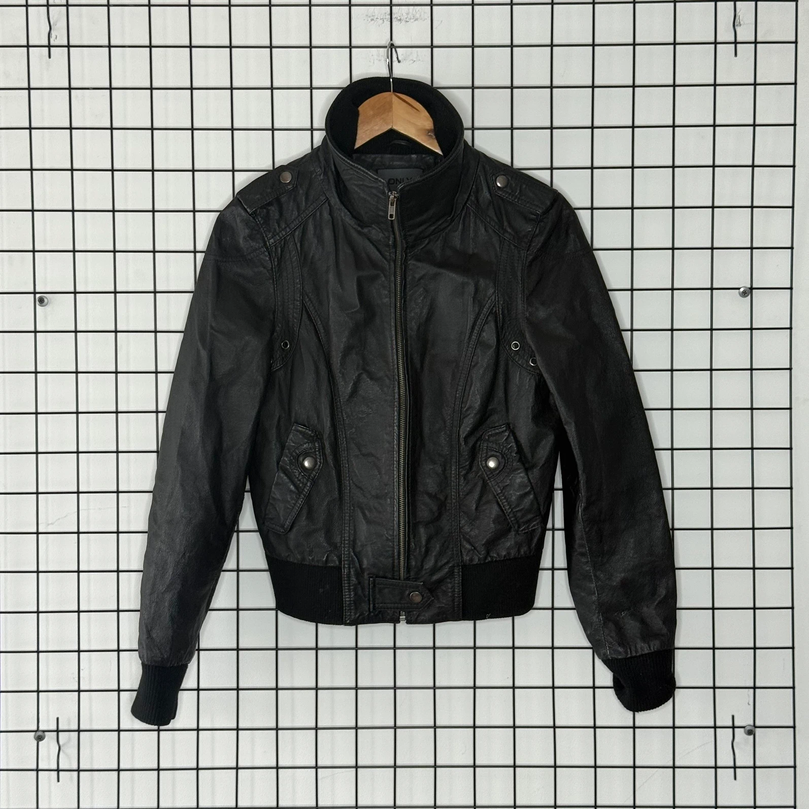 Japan Style Kurtka Skórzana Cropped L Vintage Streetwear - widok ogólny przód vintage