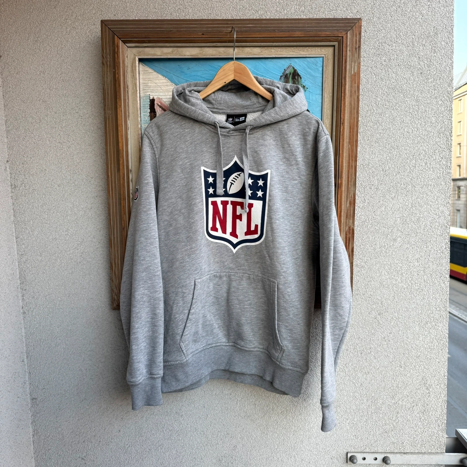 NFL Bluza z Kapturem New Era Szara L Vintage Streetwear - widok ogólny przód vintage