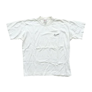 Nike Koszulka Mini Swoosh L Vintage Streetwear - widok ogólny przód vintage