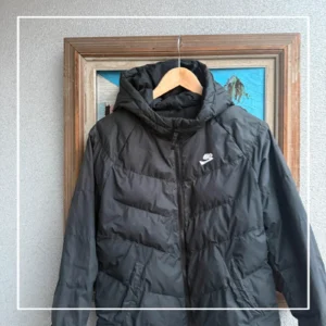 Nike Kurtka Puchowa Puffer S Vintage Streetwear Czarna - zdjęcie 4