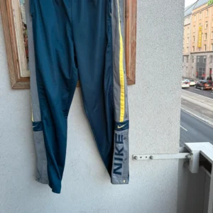 Nike Spodnie Trackpants Granatowe XL Vintage Streetwear - zdjęcie 4