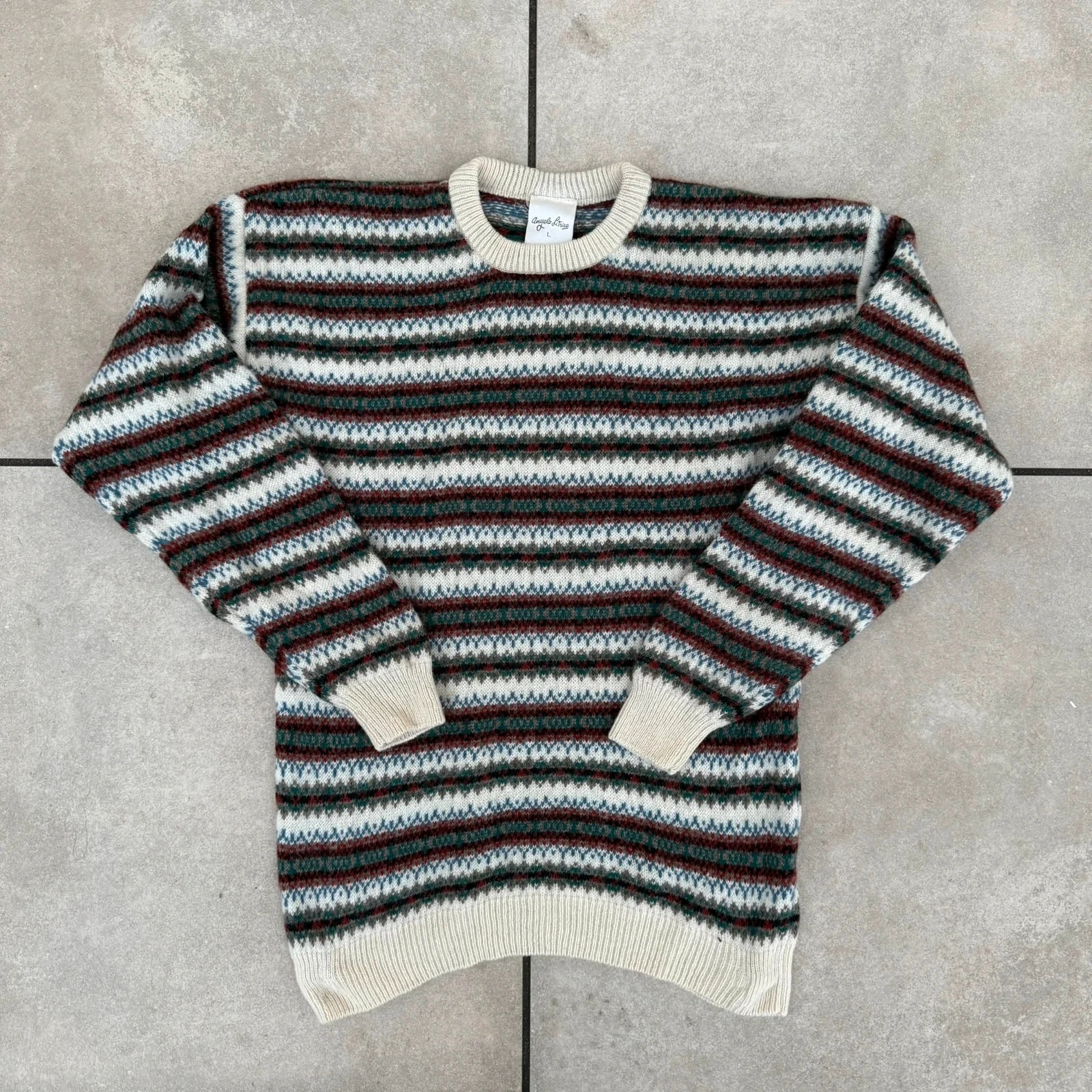 Vintage Love Sweter Wełniany w Paski XL Vintage Streetwear - widok ogólny przód vintage