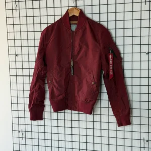Alpha Industries Kurtka Bomberka Bordowa S Vintage Retro - zdjęcie 4