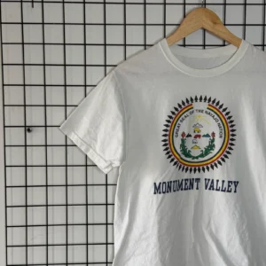 Graphic Tee Koszulka Monument Valley Biała M Vintage - zdjęcie 4