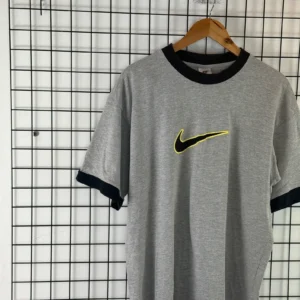 Nike Koszulka Center Swoosh S Vintage Retro Streetwear - zdjęcie 4