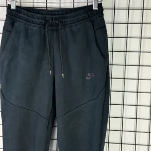 Nike Spodnie Dresowe Tech Fleece S Vintage Streetwear Czarny - zdjęcie 4